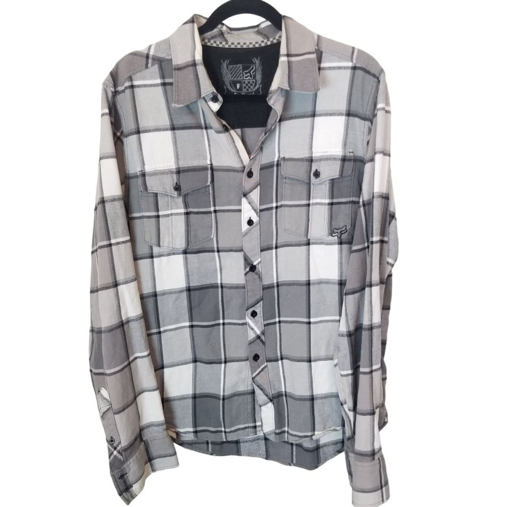 Fox Head Mens Gray Plaid Long Sleeves Button Up Flannel Shirt Pockets Collared